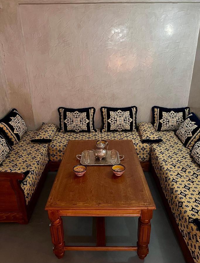 الدار البيضاء Bed & Breakfast In Designer Appartement المظهر الخارجي الصورة