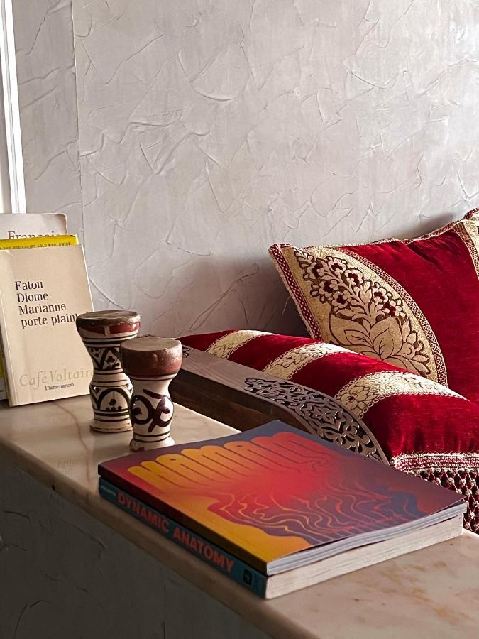 الدار البيضاء Bed & Breakfast In Designer Appartement المظهر الخارجي الصورة